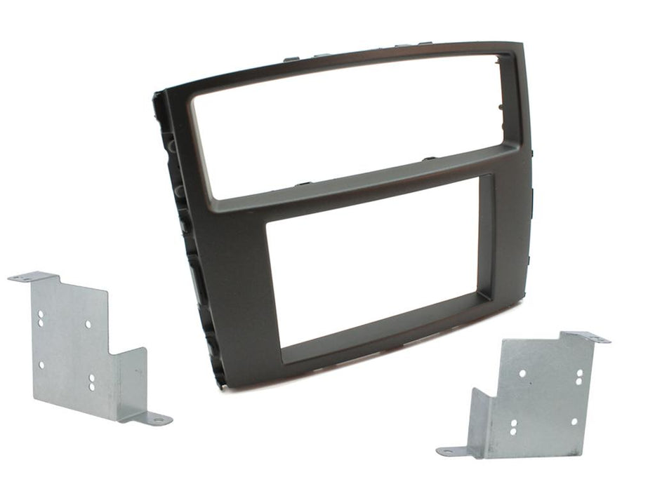 CONNECTS2 FITTING KIT MITSUBISHI PAJERO & CHALLENGER 08 ON DOUBLE DIN