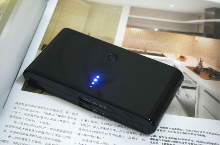 Battery Power Bank 20,000 MAH + Car Charger